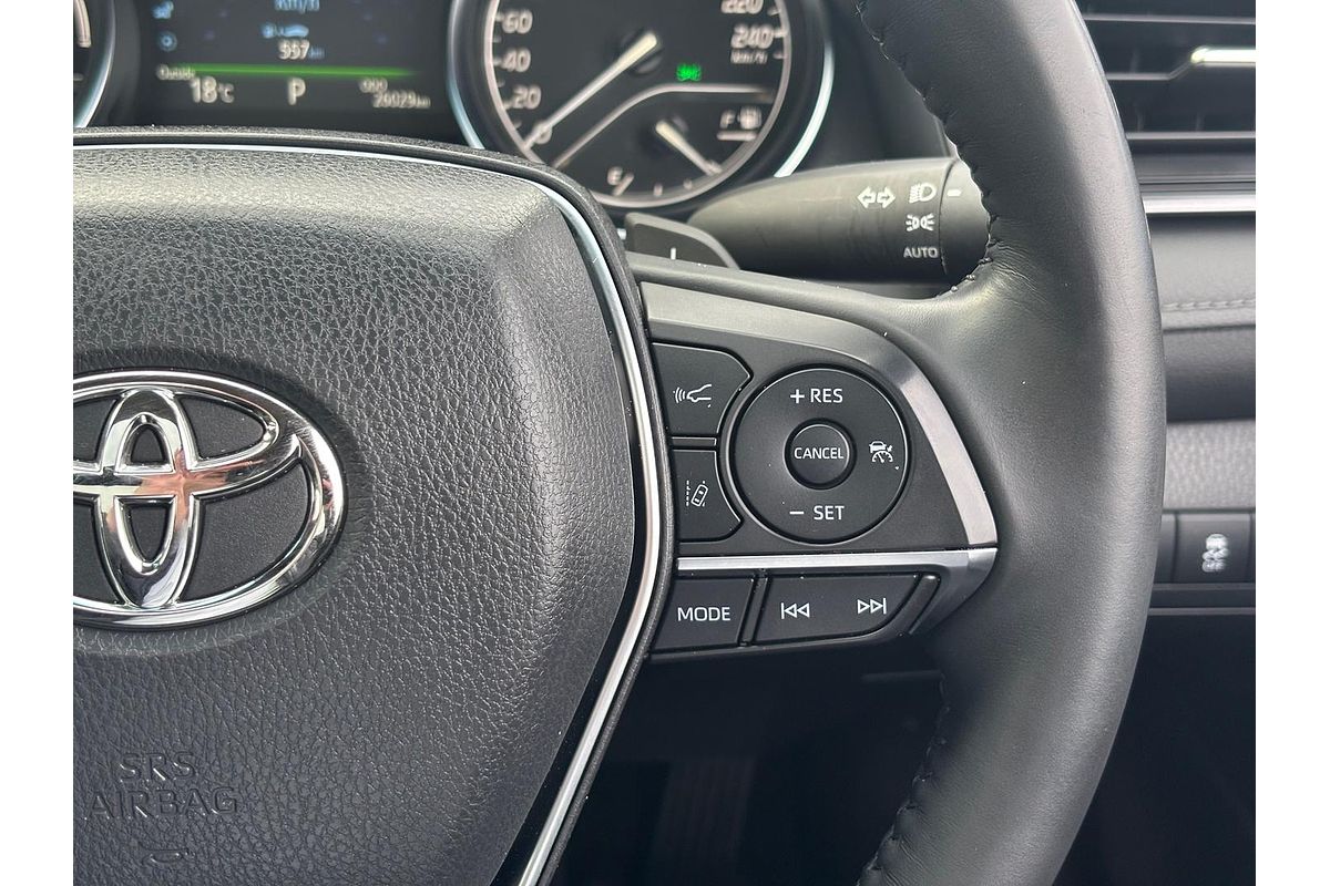 2024 Toyota Camry SL AXVH70R