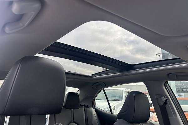 2024 Toyota Camry SL AXVH70R