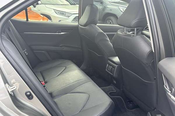 2024 Toyota Camry SL AXVH70R
