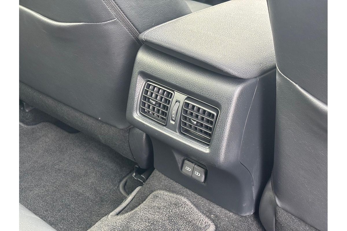 2024 Toyota Camry SL AXVH70R