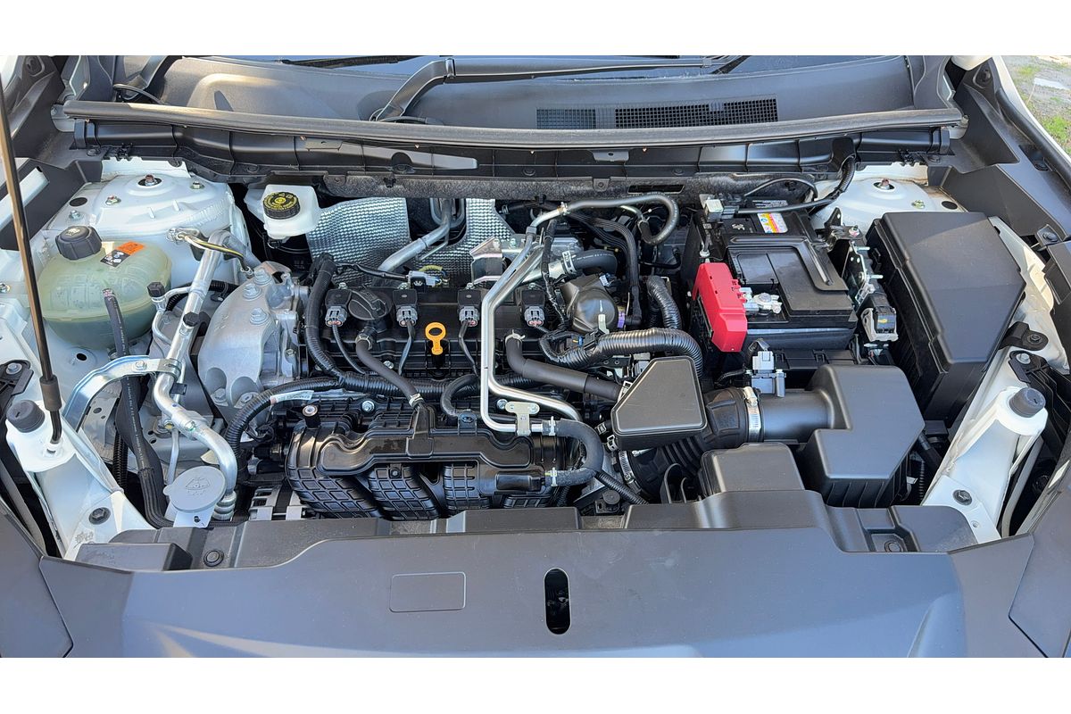 2023 Mitsubishi Outlander ES ZM