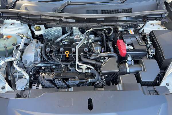 2023 Mitsubishi Outlander ES ZM