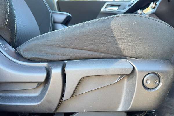 2023 Mitsubishi Outlander ES ZM