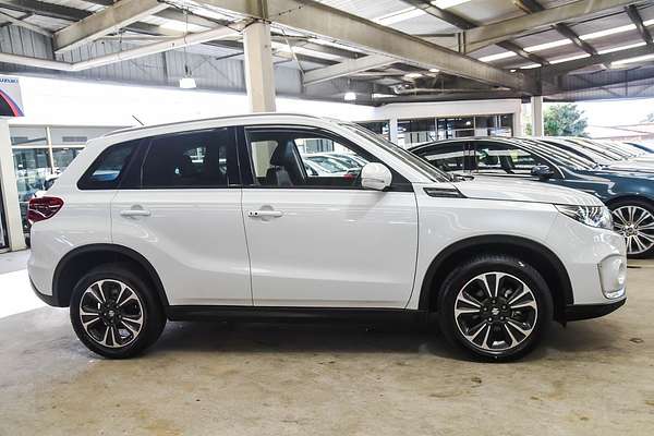 2022 Suzuki Vitara Turbo LY Series II