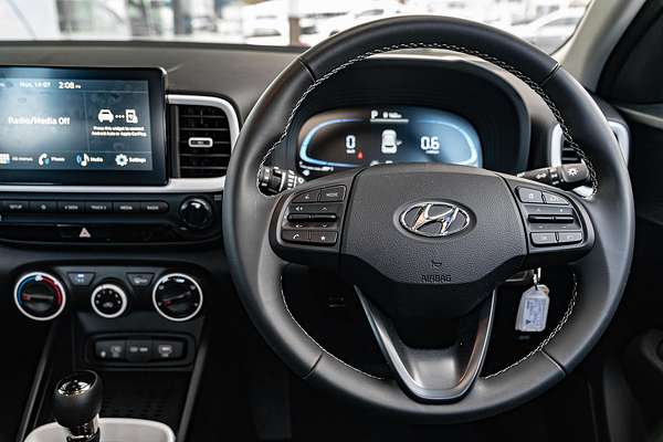 2025 Hyundai Venue Active QX.V5