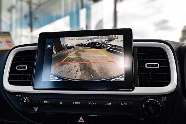 2025 Hyundai Venue Active QX.V5