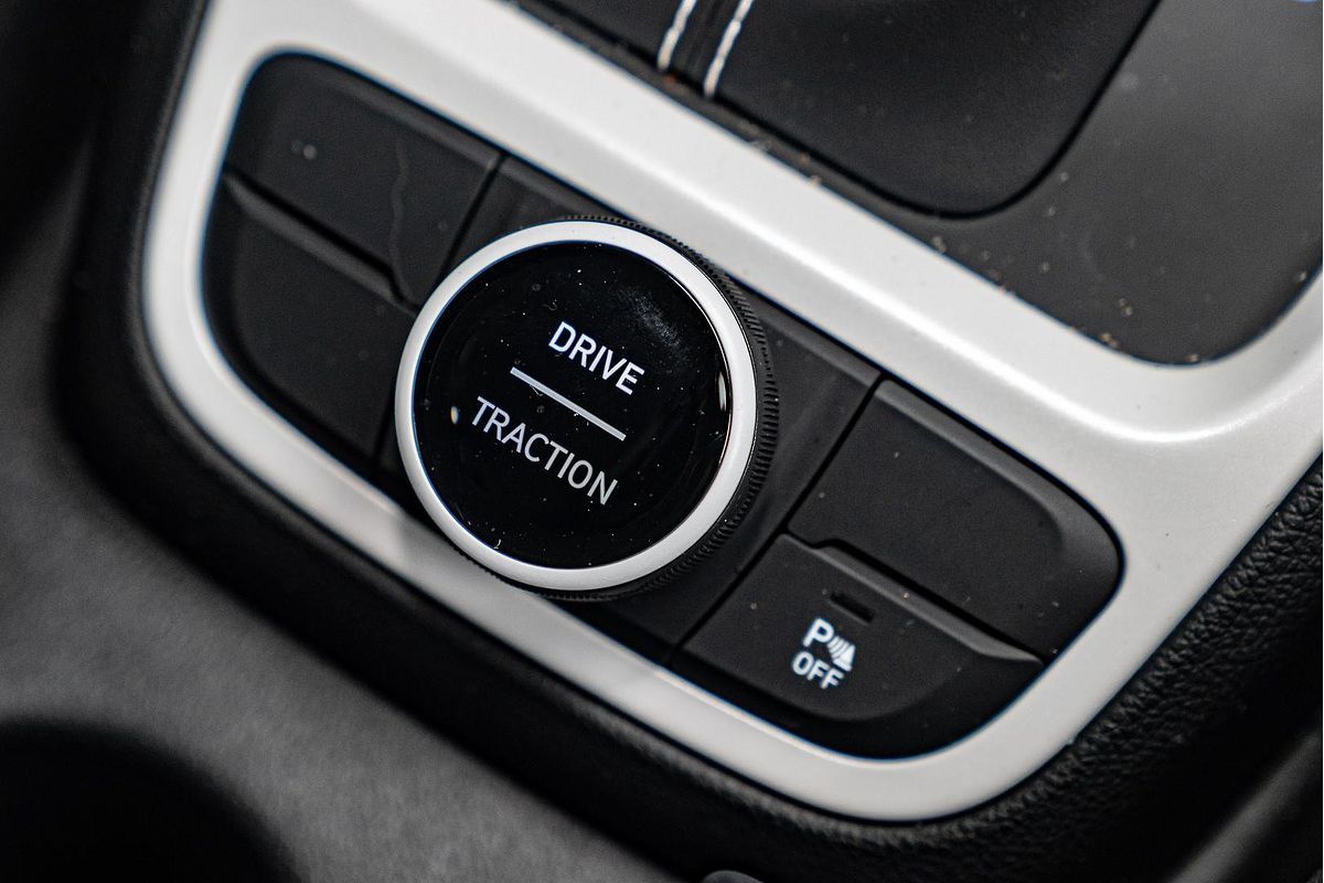 2025 Hyundai Venue Active QX.V5