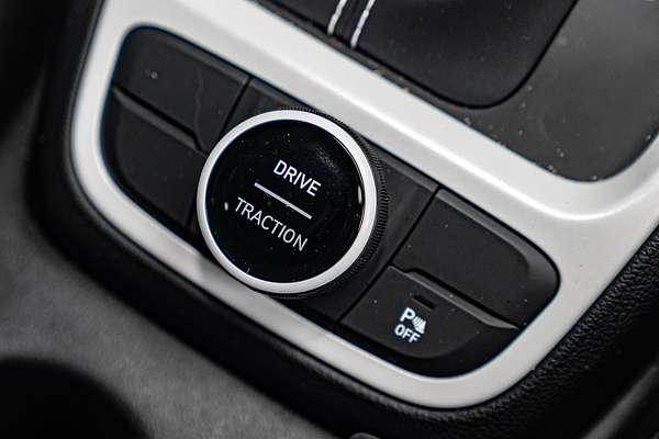 2025 Hyundai Venue Active QX.V5