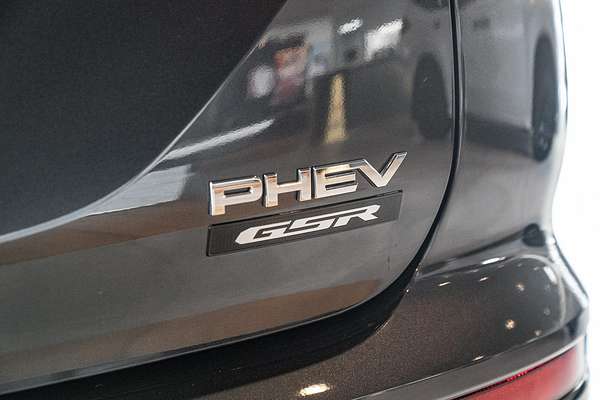 2024 Mitsubishi Outlander PHEV GSR ZM