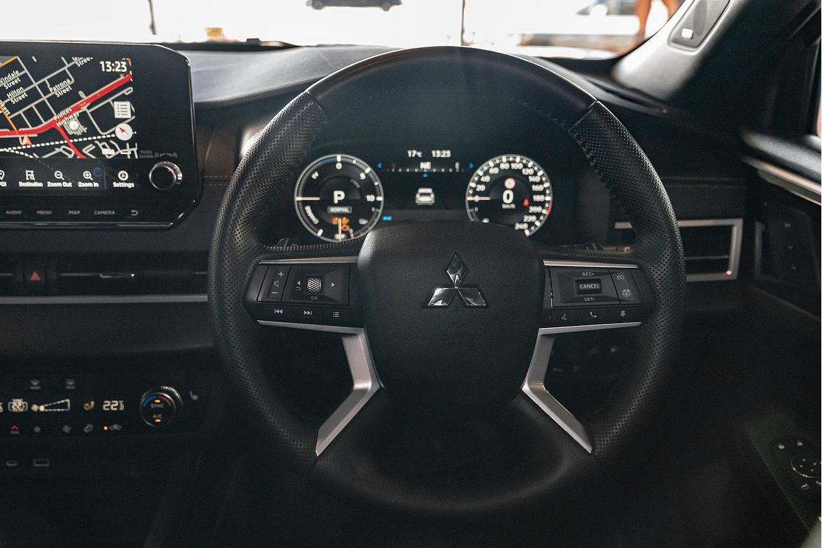 2024 Mitsubishi Outlander PHEV GSR ZM
