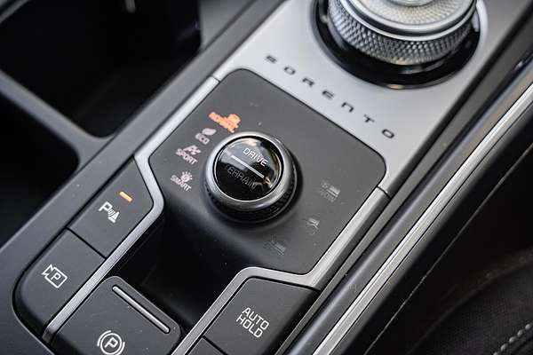 2025 Kia Sorento Sport MQ4 PE