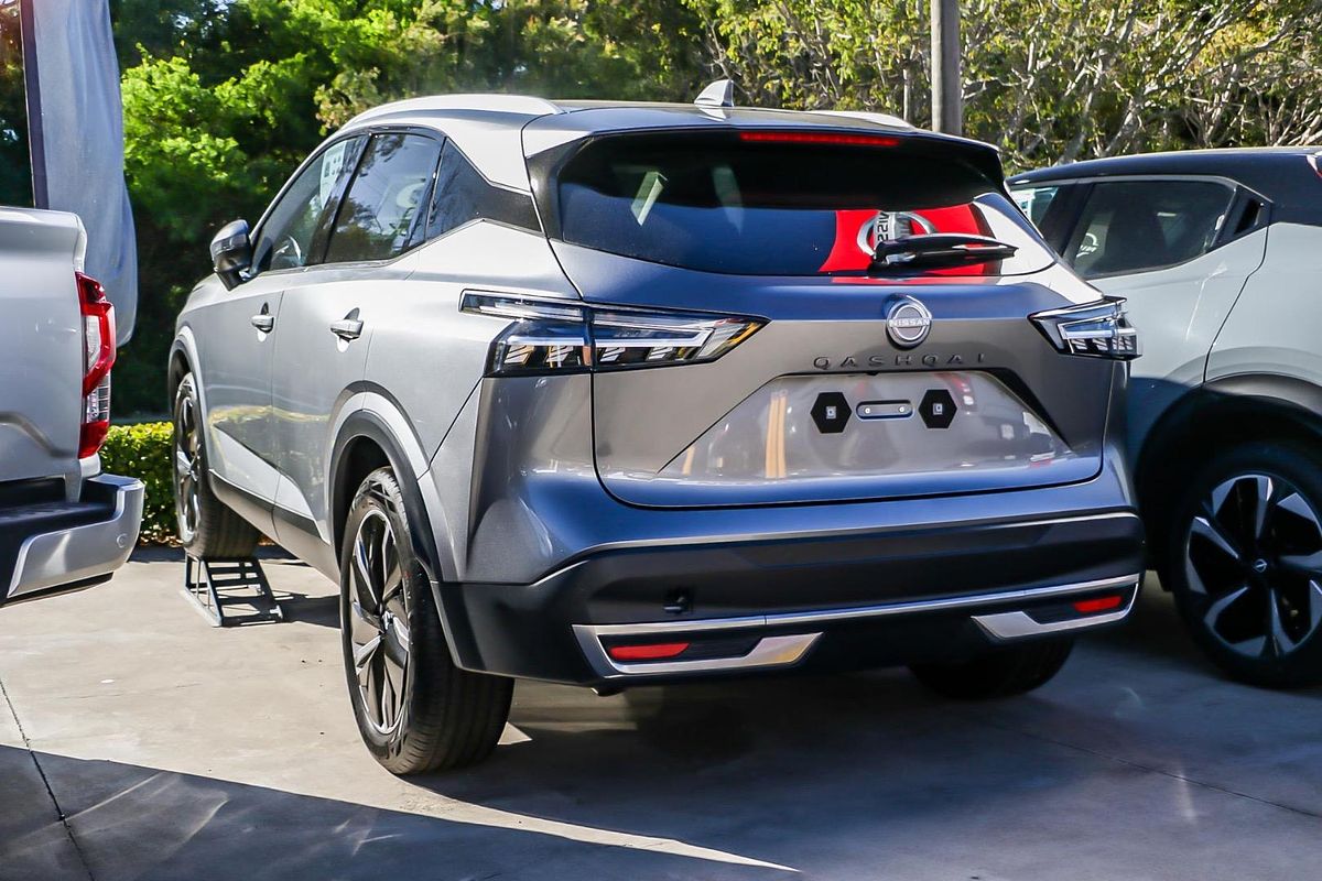 2025 Nissan QASHQAI Ti J12