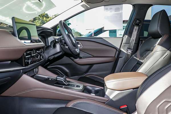 2025 Nissan QASHQAI Ti J12