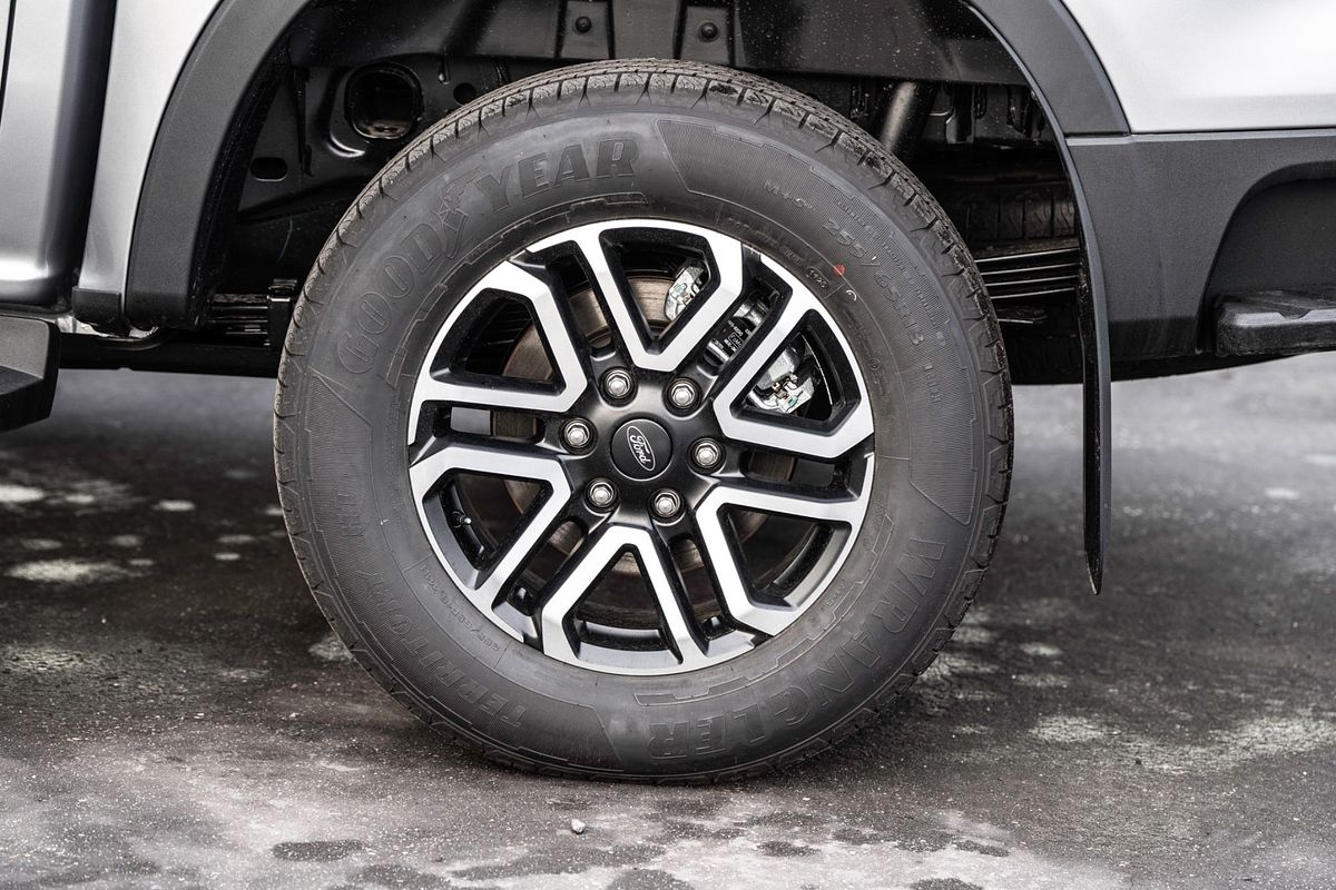 2025 Ford Ranger Sport  4X4 2.0L