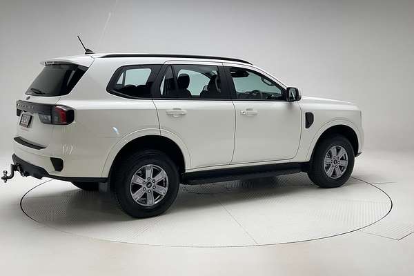 2024 Ford Everest Ambiente 2.0L