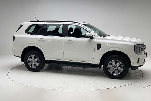 2024 Ford Everest Ambiente 2.0L