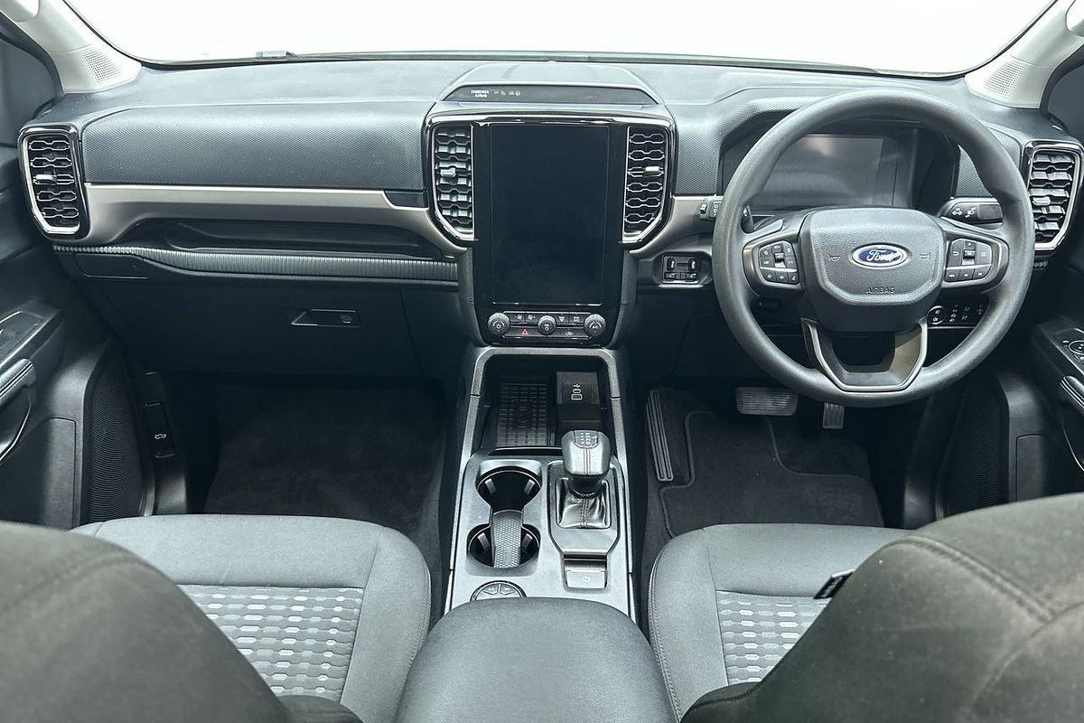 2024 Ford Everest Ambiente 2.0L