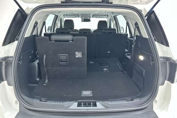 2024 Ford Everest Ambiente 2.0L