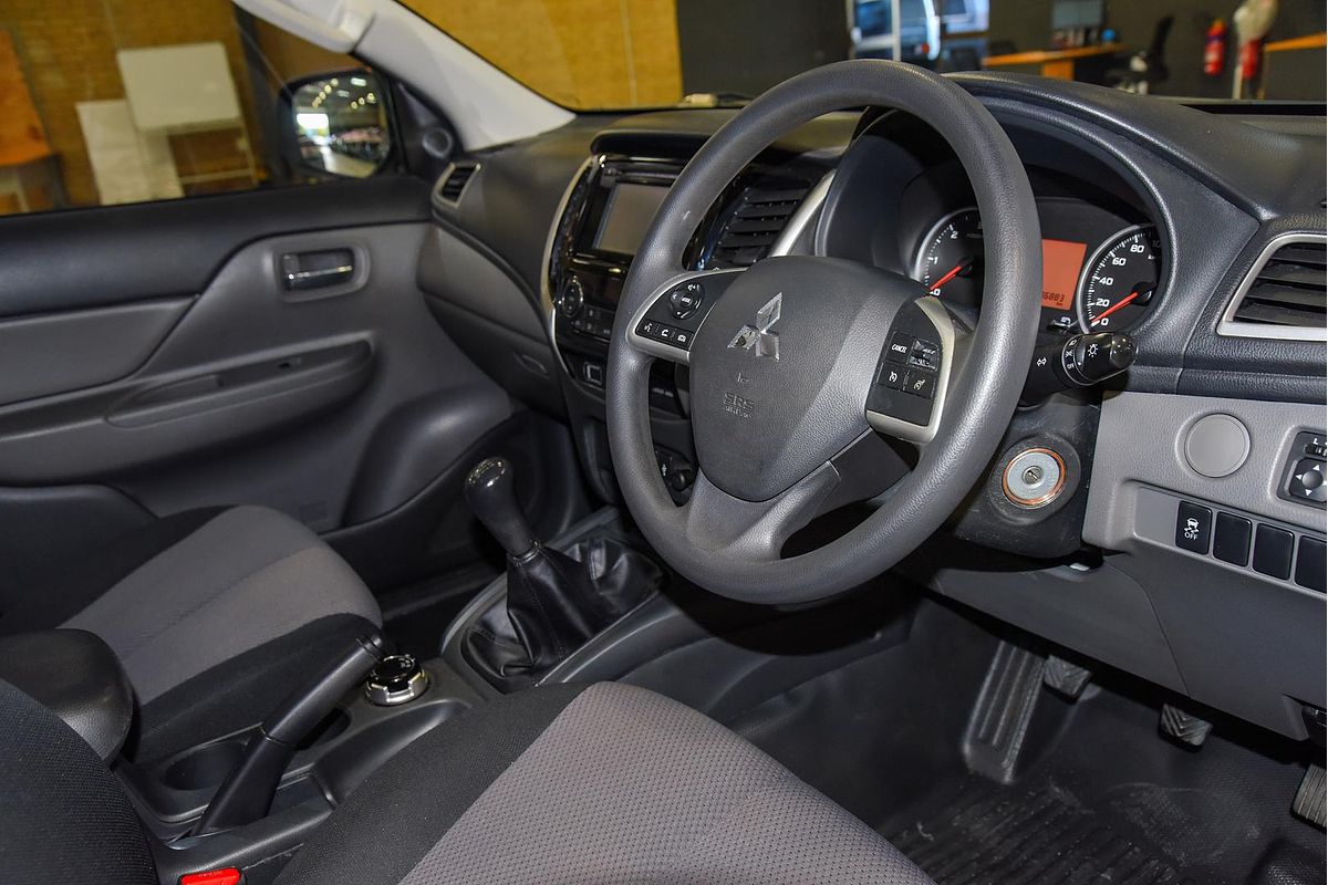 2017 Mitsubishi Triton GLX+ MQ 4X4