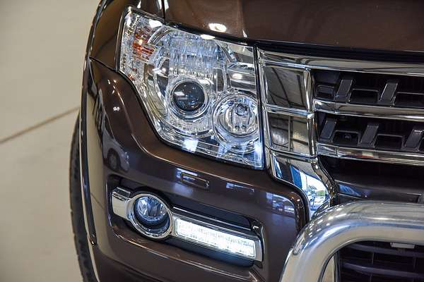 2018 Mitsubishi Pajero Exceed NX