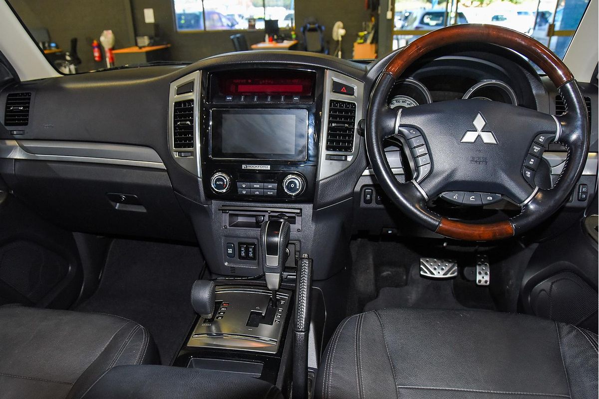 2018 Mitsubishi Pajero Exceed NX