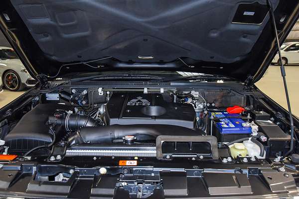 2018 Mitsubishi Pajero Exceed NX