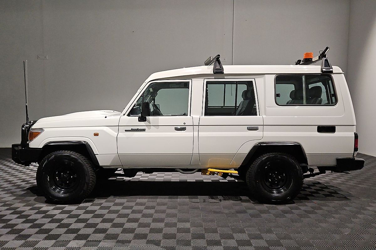 2020 Toyota Landcruiser Workmate Troopcarrier VDJ78R