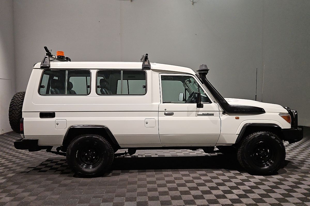 2020 Toyota Landcruiser Workmate Troopcarrier VDJ78R