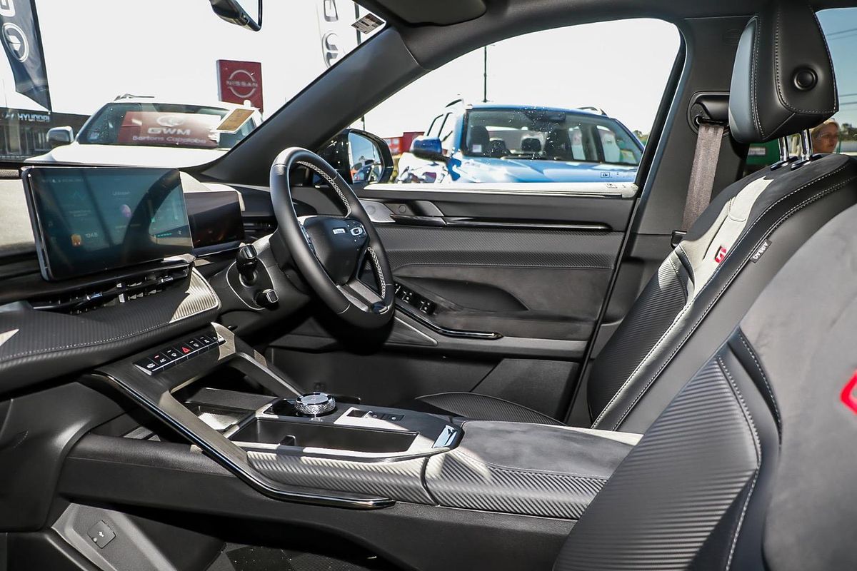 2025 GWM Haval H6GT Ultra PHEV B03