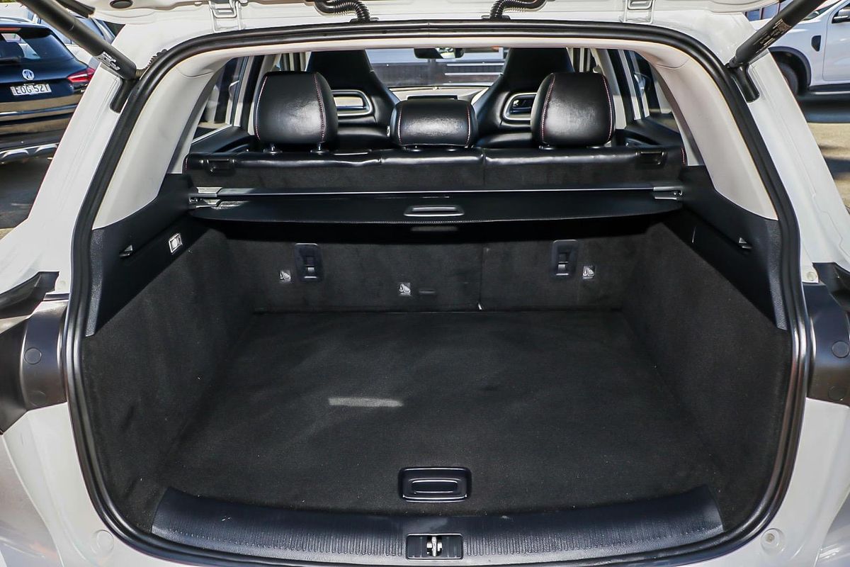 2022 MG HS Plus EV Essence SAS23