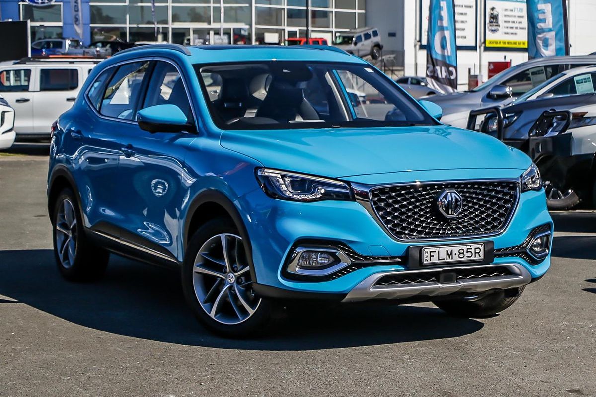 2023 MG HS Essence X SAS23