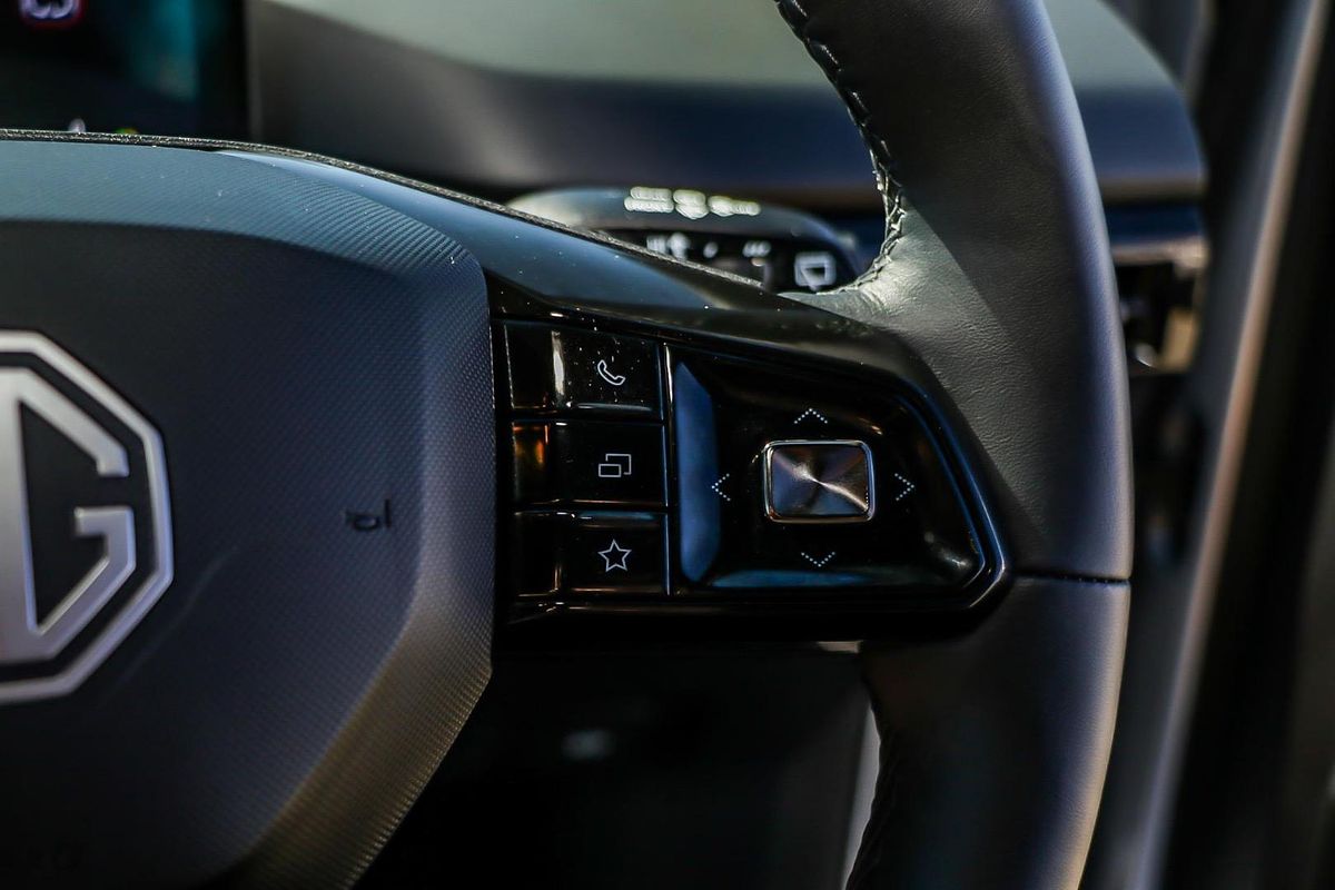 2022 MG HS Plus EV Excite SAS23