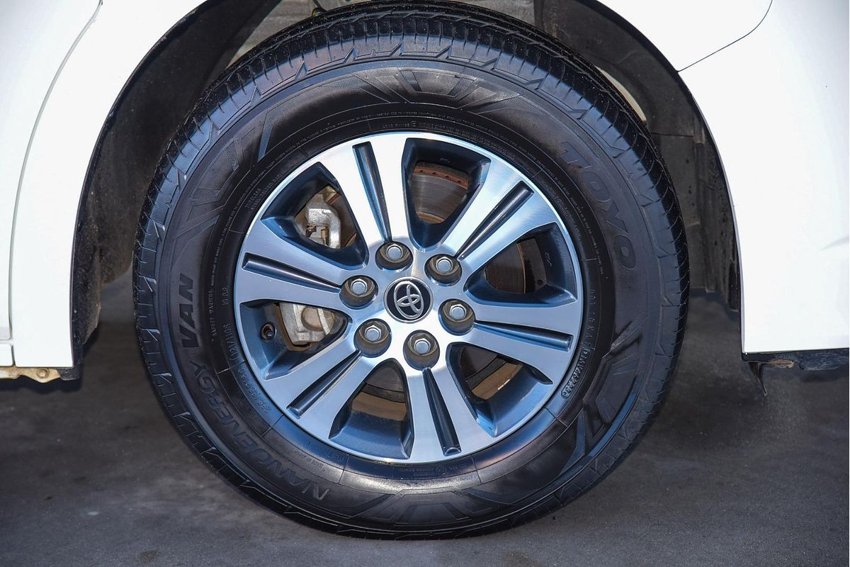 2022 Toyota Hiace Commuter GL GDH322R ELWB High Roof