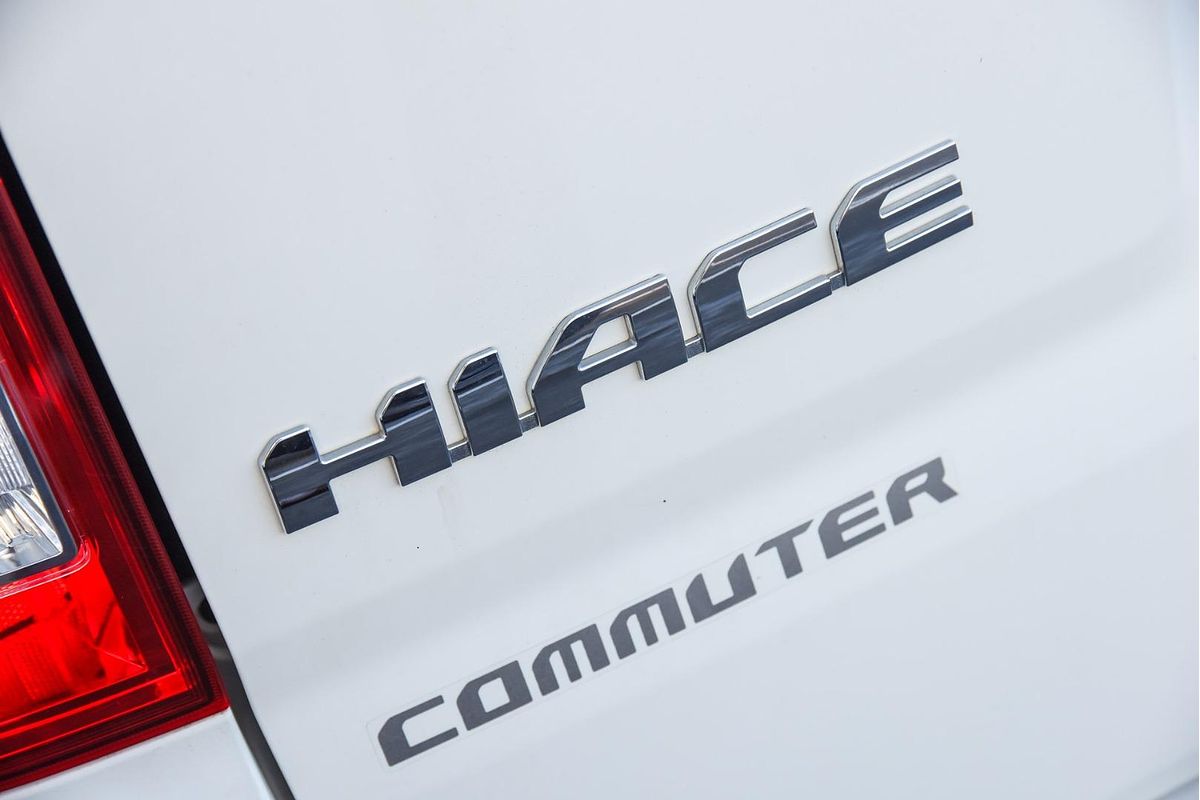 2022 Toyota Hiace Commuter GL GDH322R ELWB High Roof