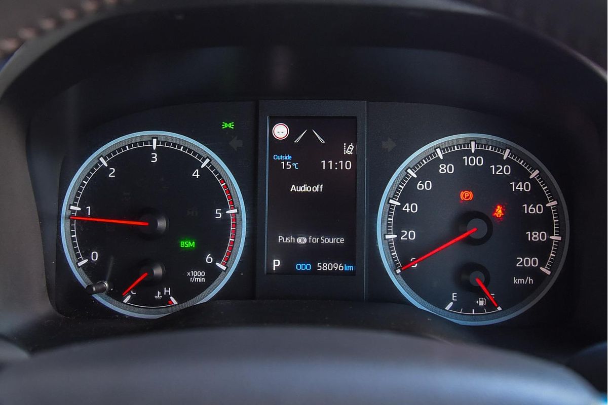 2022 Toyota Hiace Commuter GL GDH322R ELWB High Roof