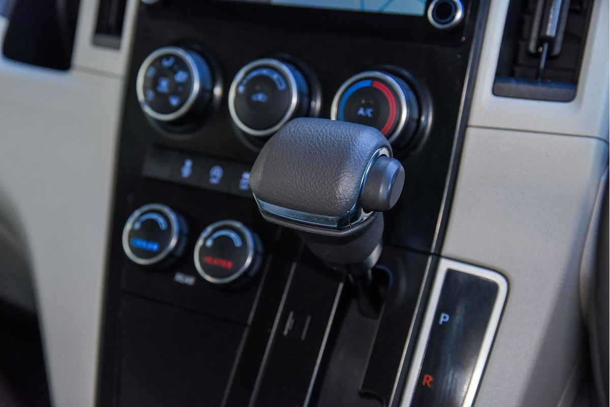 2022 Toyota Hiace Commuter GL GDH322R ELWB High Roof