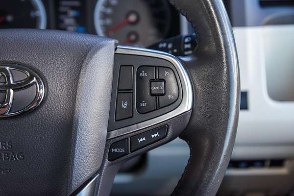 2022 Toyota Hiace Commuter GL GDH322R ELWB High Roof