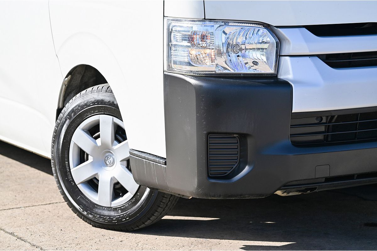 2017 Toyota Hiace Commuter KDH223R