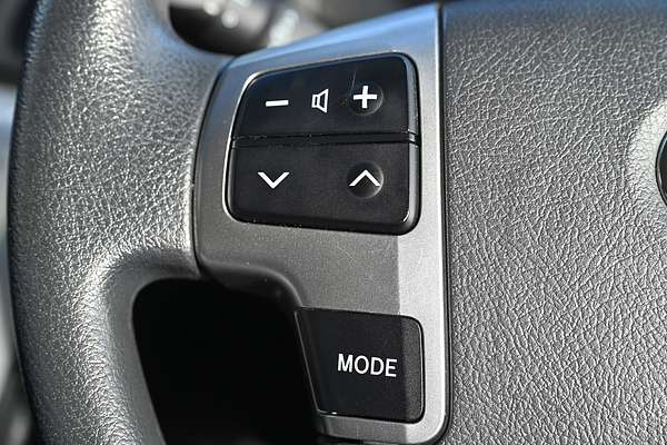 2017 Toyota Hiace Commuter KDH223R