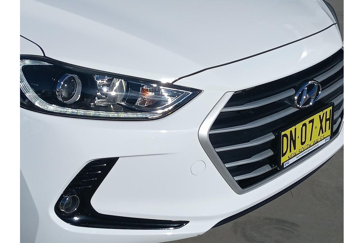 2017 Hyundai Elantra Active AD