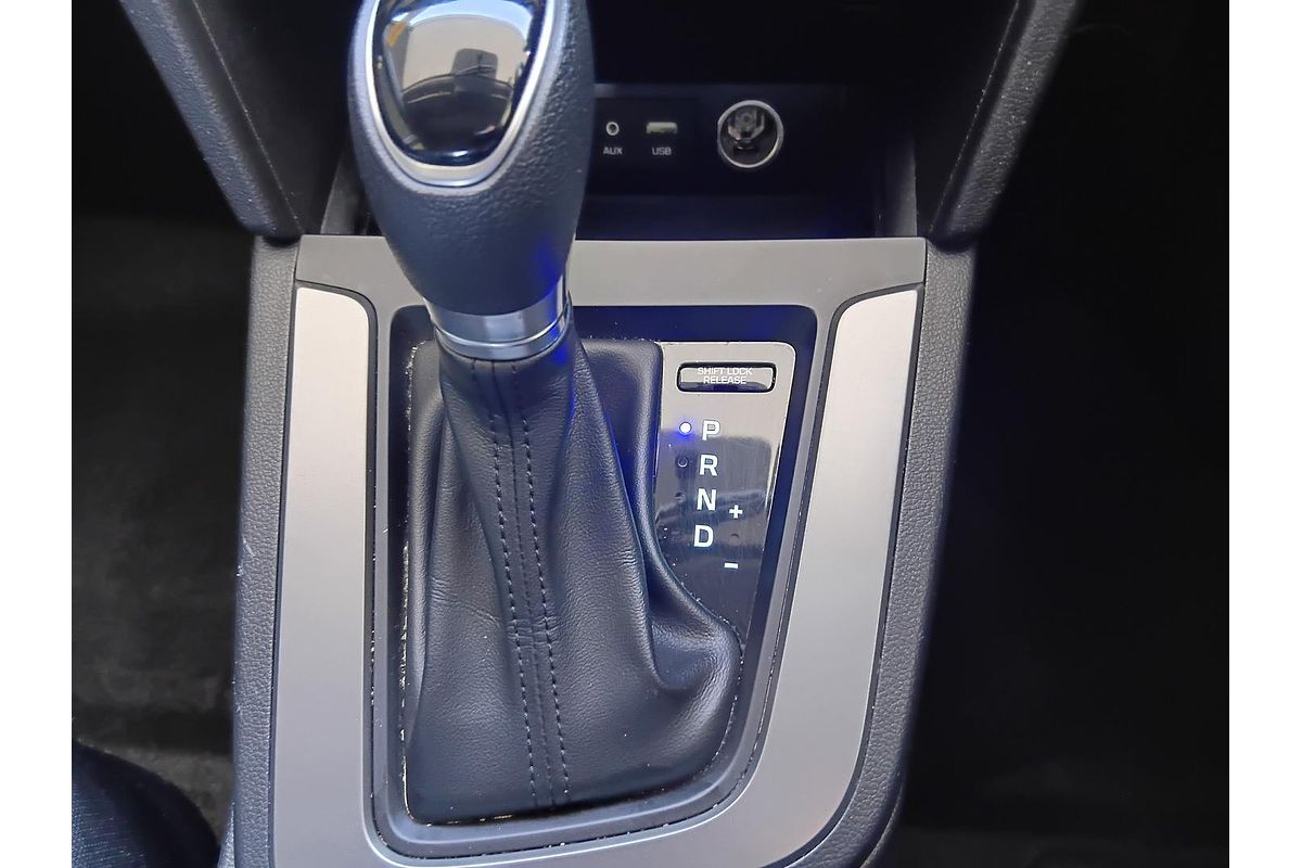 2017 Hyundai Elantra Active AD
