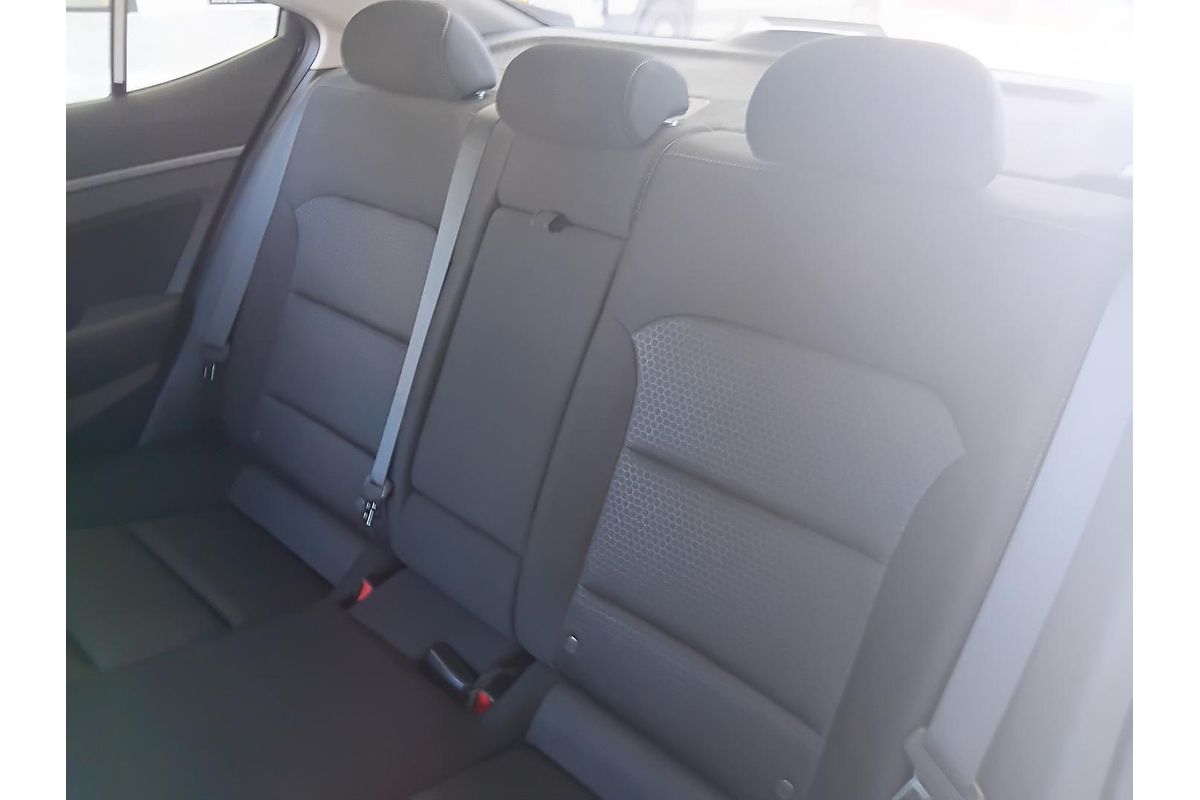 2017 Hyundai Elantra Active AD