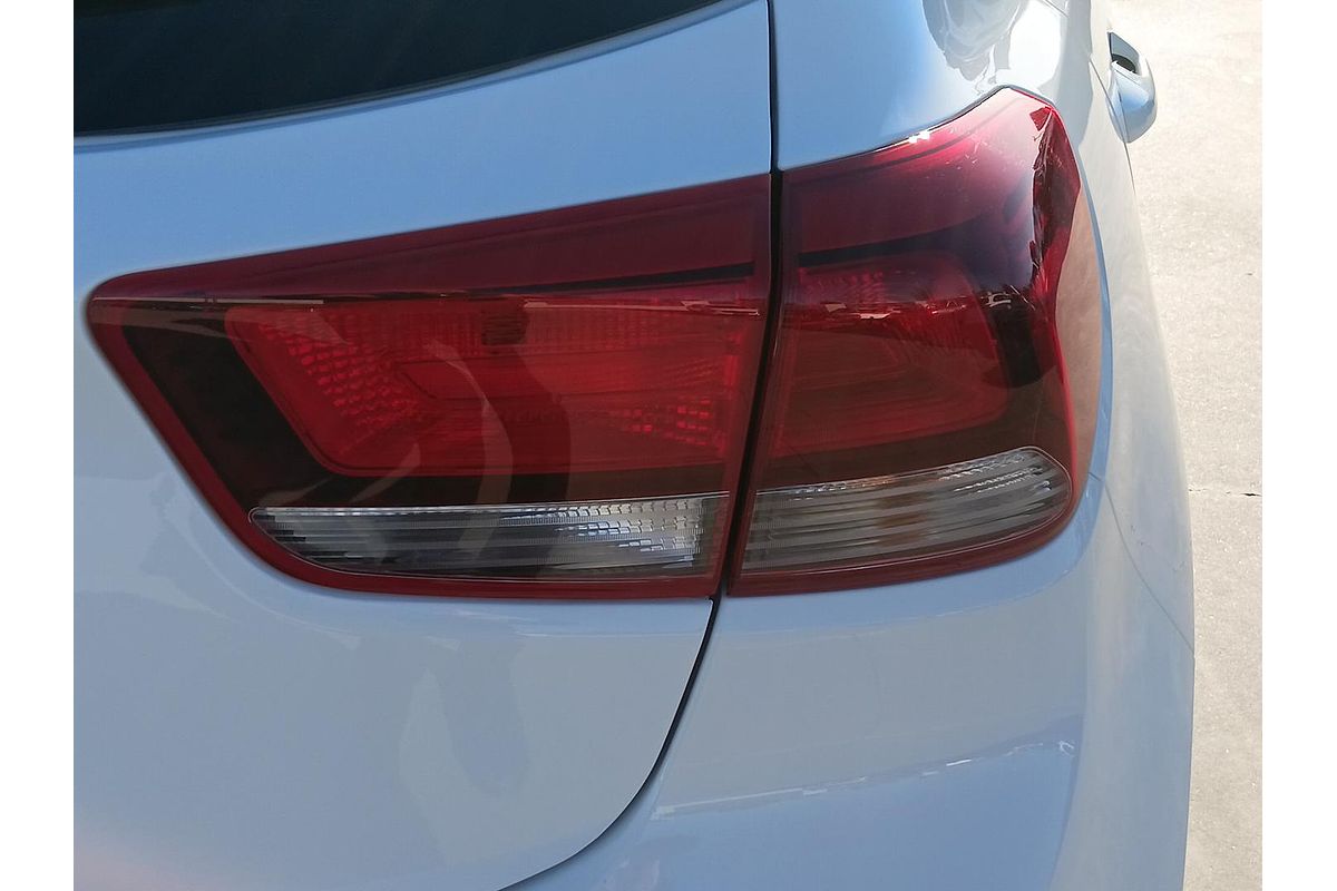 2022 Kia Rio SX YB