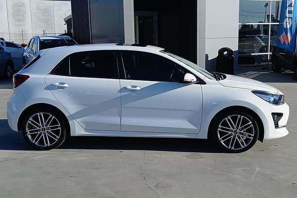 2022 Kia Rio SX YB