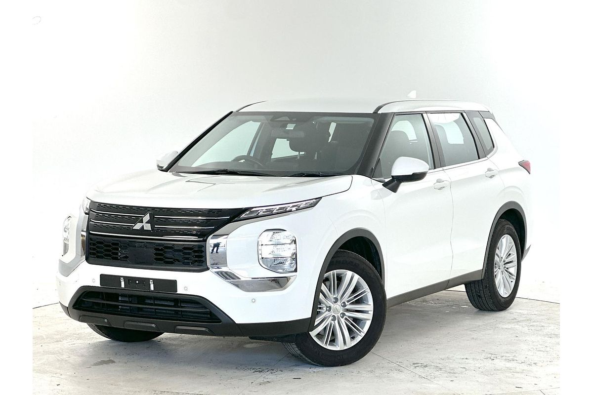 2024 Mitsubishi Outlander ES ZM