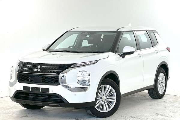 2024 Mitsubishi Outlander ES ZM