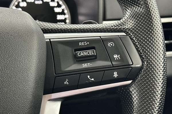 2024 Mitsubishi Outlander ES ZM