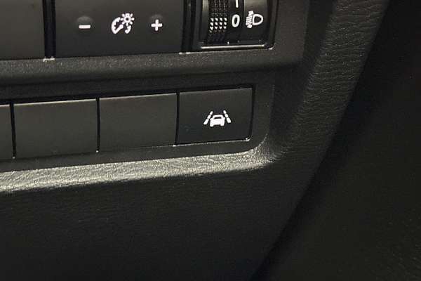 2024 Mitsubishi Outlander ES ZM