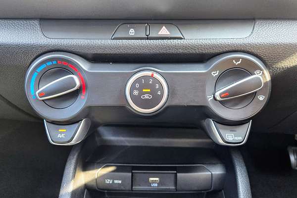 2021 Kia Stonic S YB