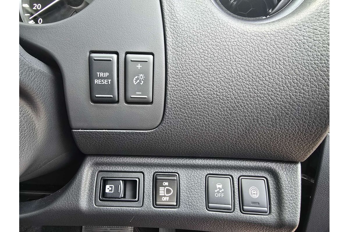 2025 Nissan Navara PRO-4X Warrior D23 4X4